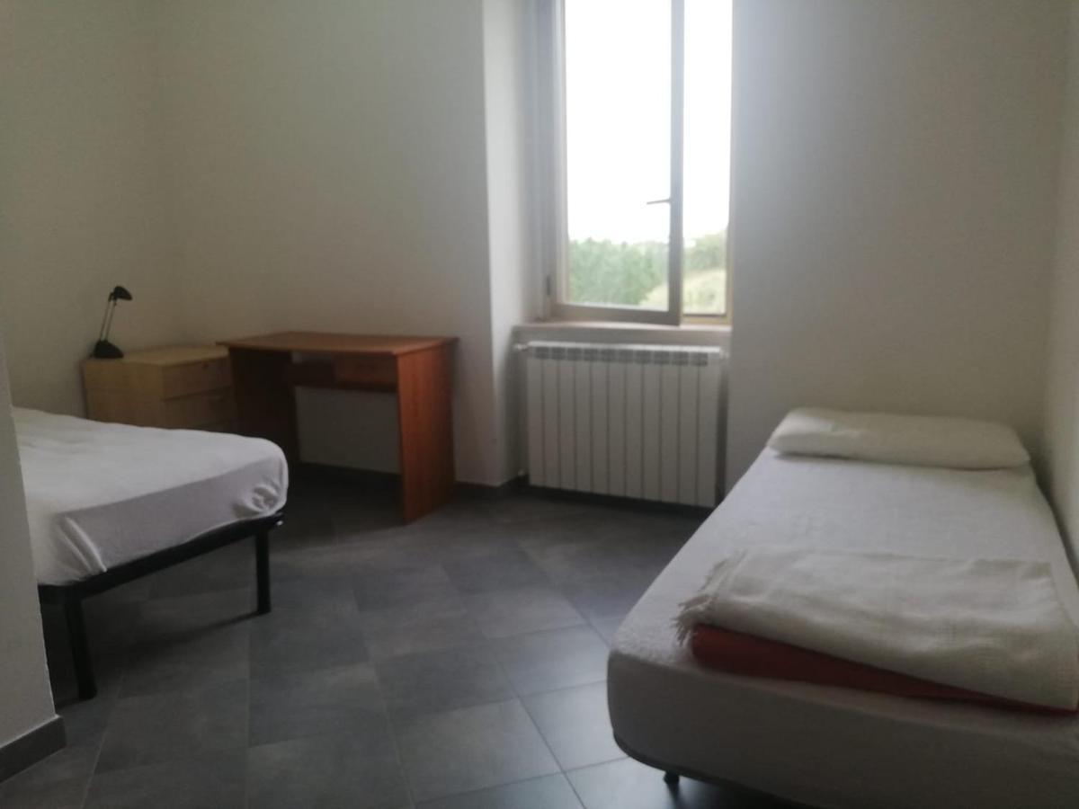 Casa A Montebello Di Bertona Con Vista Gran Sasso Βίλα Εξωτερικό φωτογραφία